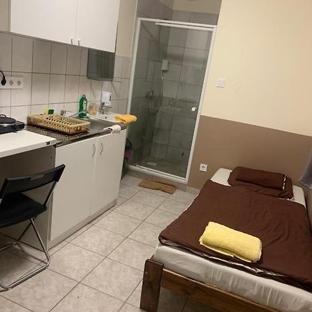 韦切什Center Panzio公寓 外观 照片